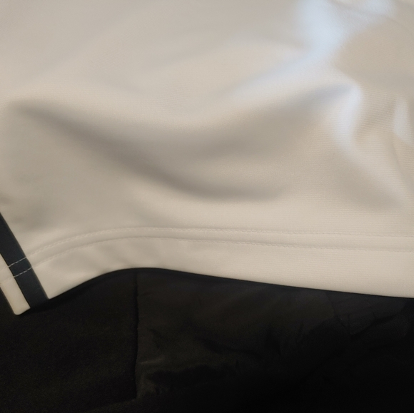 Adidas Shorts Men's BRAND NEW - Picture 9 of 11